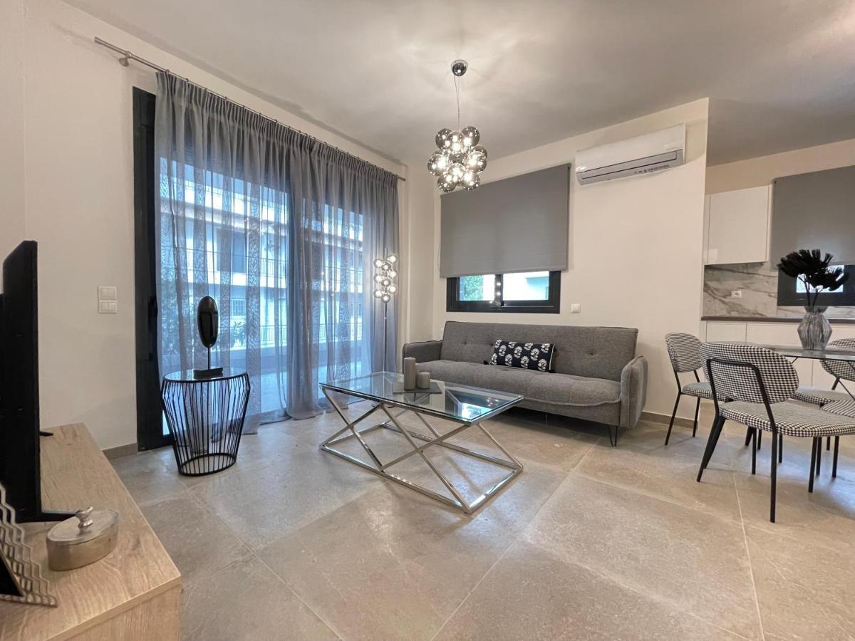 Modern Apartments Near Marina Flisvos Athens Exterior photo